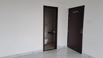 Room in 1 BHK Apartment at Raymond Realty Phase II, Pokhran Road No Two – for Rent