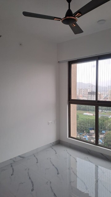 Room in 1 BHK Apartment at Raymond Realty Phase II, Pokhran Road No Two – for Rent