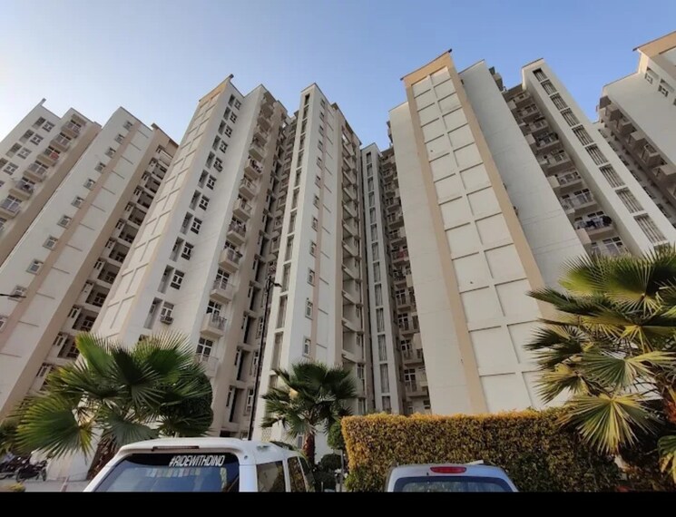 Exterior View, shree-vardhman-mantra 2 Bedroom 800 Sq.Ft. Apartment In Sector 67 Gurgaon 9159769