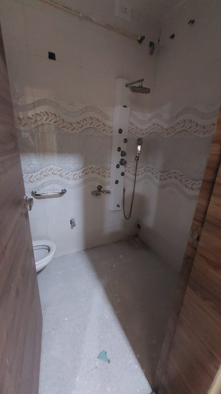 Bathroom, thaltej 3 Bedroom 2000 Sq.Ft. Apartment In Thaltej Ahmedabad 9159806