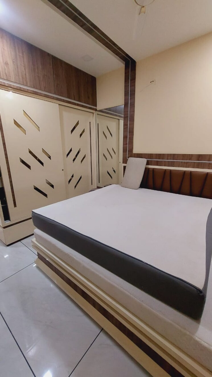 Dinning Area, thaltej 3 Bedroom 2000 Sq.Ft. Apartment In Thaltej Ahmedabad 9159806