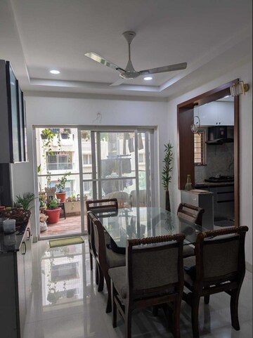 2 BHK Apartment For Rent in Greenmark Mayfair Apartments, Tellapur