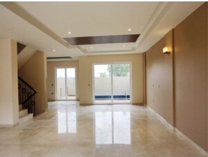 Room in 4 BHK Villa at BPTP Astaire Gardens Cezanne Villas, Sector 70a – for Sale