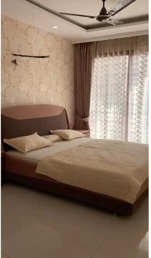 3 BHK Apartment For Sale in Pir Machalla