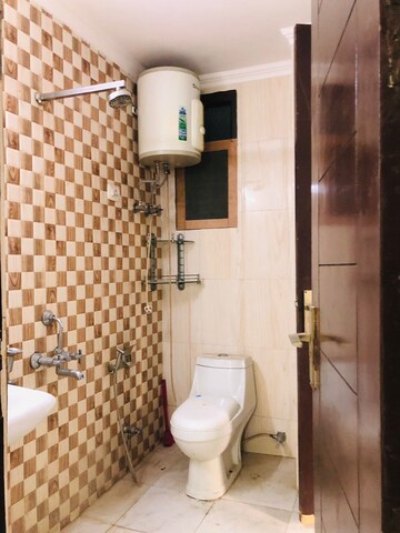 Bathroom in 1 BHK Builder Floor at Neb Sarai – for Rent