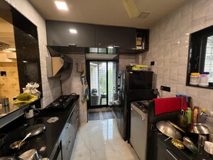 Kitchen in 4 BHK Apartment at Anant Anand Apartment, Mulund West – for Sale