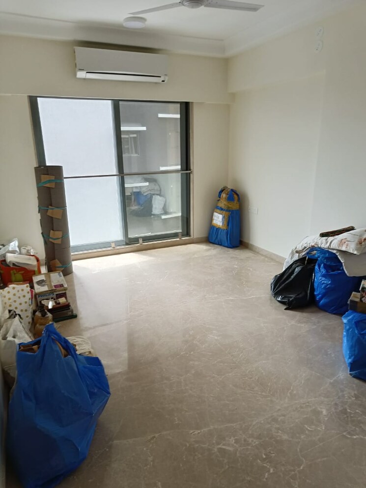  Parking, ekta-trinity 6 Bedroom 2500 Sq.Ft. Apartment In Santacruz West Mumbai 9159854