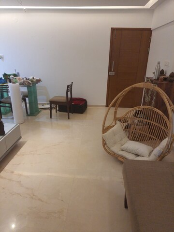 Team Area in 6 BHK Apartment at Ekta Trinity, Santacruz West – for Sale