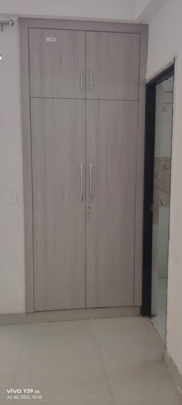 Building Lobby in 3 BHK Apartment at Amrapali Golf Homes, Sector 4 Greater Noida – for Rent