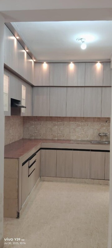Kitchen in 3 BHK Apartment at Amrapali Golf Homes, Sector 4 Greater Noida – for Rent