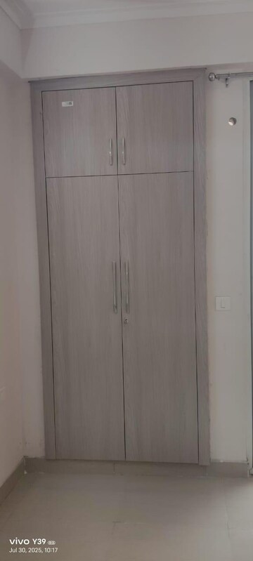 Building Lobby in 3 BHK Apartment at Amrapali Golf Homes, Sector 4 Greater Noida – for Rent