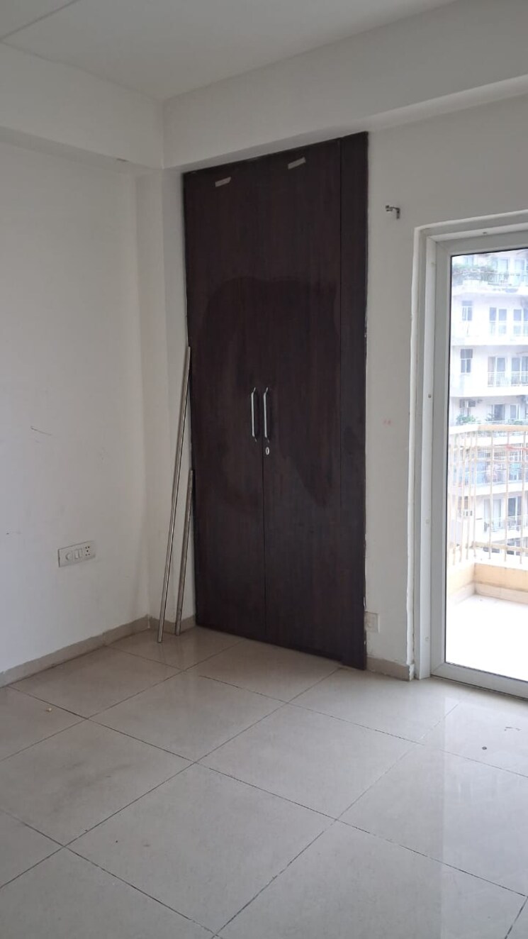 Room, amrapali-golf-homes 3 Bedroom 1595 Sq.Ft. Apartment In Sector 4 Greater Noida Greater Noida 9159862