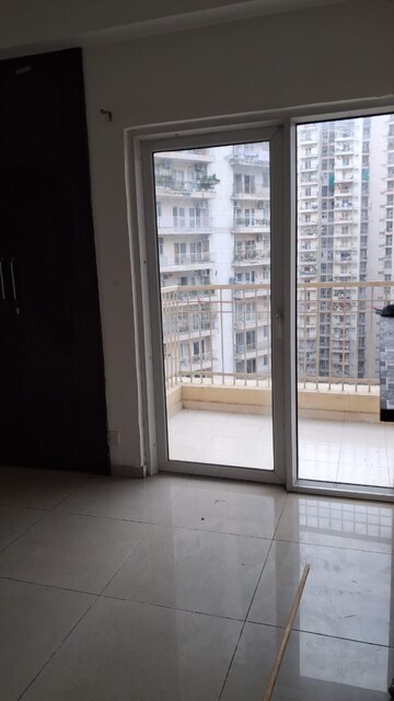 Building Lobby in 3 BHK Apartment at Amrapali Golf Homes, Sector 4 Greater Noida – for Rent
