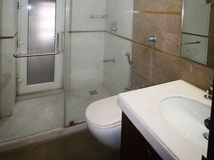 Bathroom, vaswani-belvedere 3 Bedroom 1500 Sq.Ft. Apartment In Bandra West Mumbai 9159863