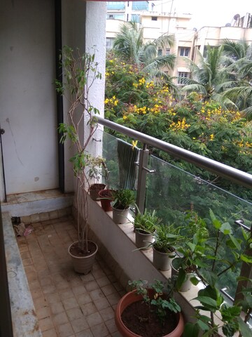 Balcony in 3 BHK Apartment at Vaswani Belvedere, Bandra West – for Rent
