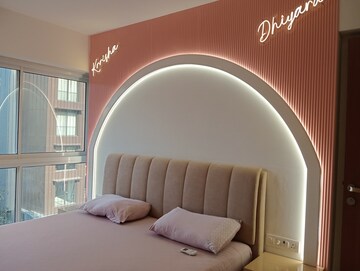 Bedroom in 2 BHK Apartment at Dipti Flora Khar West, Khar West – for Rent
