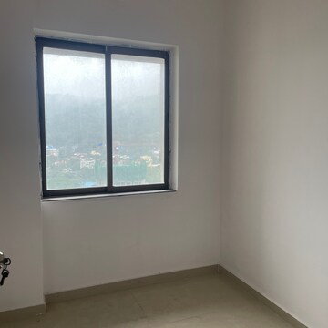 Room in 2 BHK Apartment at Nirmal Lifestyle Turquoise, Moti Nagar – for Rent
