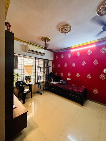 Bedroom in 1 BHK Apartment at Borivali East – for Sale
