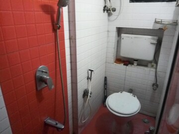 Bathroom in 1 BHK Apartment at Ashirwad CHS Andheri East, Andheri East – for Rent