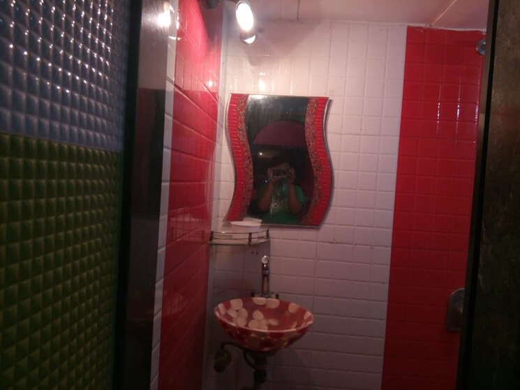 Bathroom, ashirwad-chs-andheri-east 1 Bedroom 300 Sq.Ft. Apartment In Andheri East Mumbai 9159914