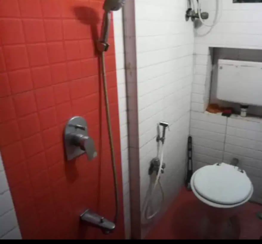 Bathroom, ashirwad-chs-andheri-east 1 Bedroom 300 Sq.Ft. Apartment In Andheri East Mumbai 9159914