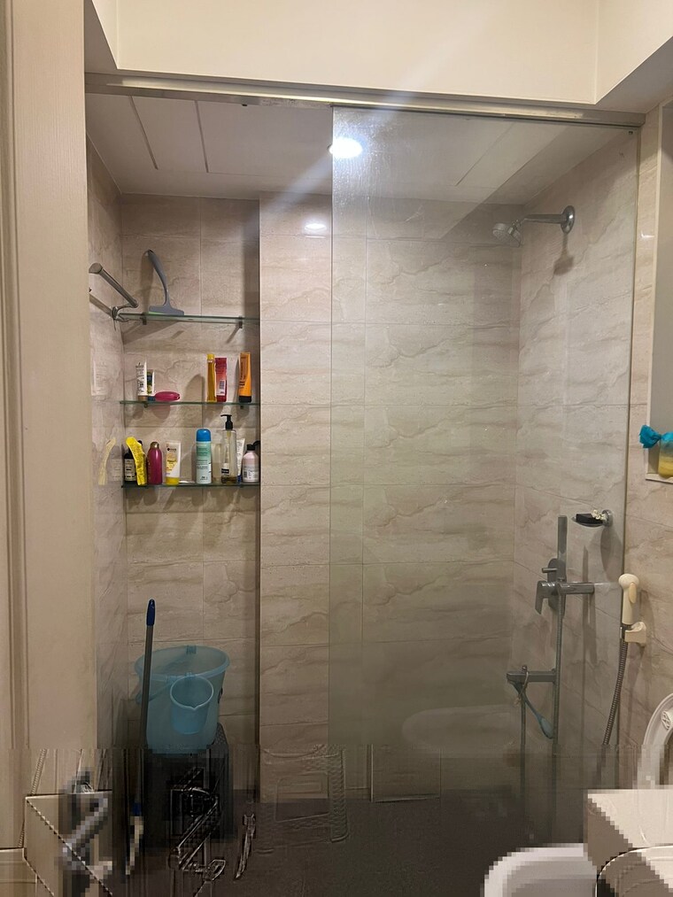 Bathroom, satguru-shlok 2 Bedroom 800 Sq.Ft. Apartment In Khar West Mumbai 9159913