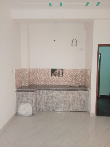 Furnished Amenities in 1 BHK Apartment at Ansal Palam Triangle, Palam Vihar Extension – for Rent