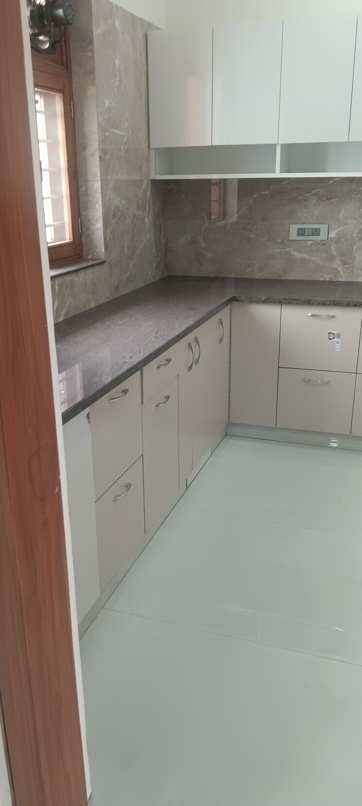 Kitchen, sector 7 3 Bedroom 250 Sq.Yd. Builder Floor In Sector 7 Faridabad 9159937