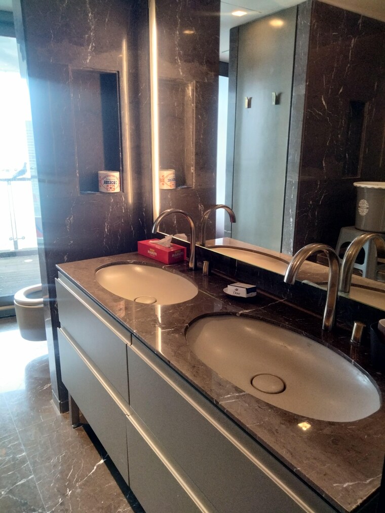 Bathroom, lodha-the-world-towers-world-one-tier-2 4 Bedroom 4809 Sq.Ft. Apartment In Worli Mumbai 9159936