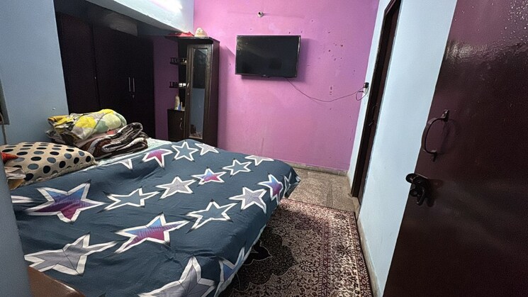 Bedroom, rwa-vasundhara-sector-4a 2.5 Bedroom 850 Sq.Ft. Builder Floor In Vasundhara Sector 4 Ghaziabad 9159943