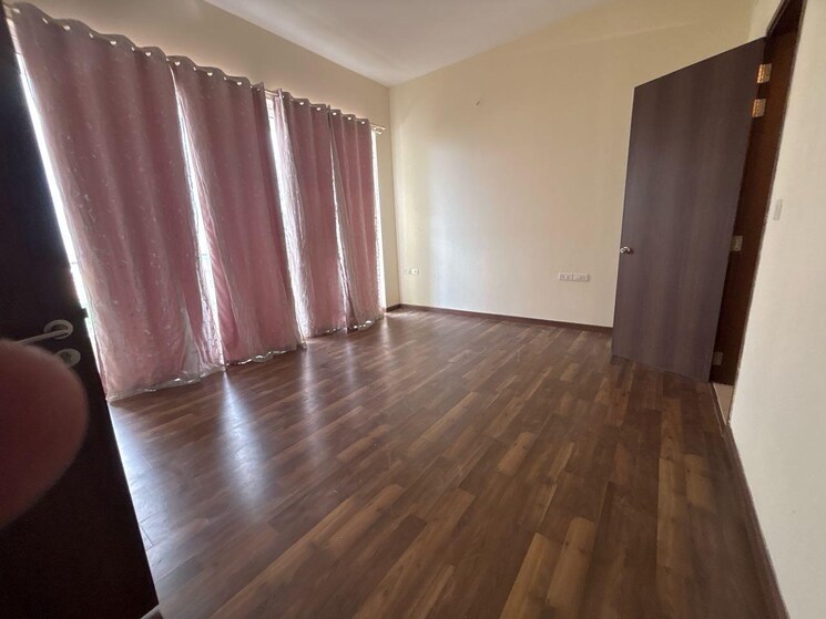 Bedroom, l-t-crescent-bay-t2 4 Bedroom 2780 Sq.Ft. Apartment In Parel Mumbai 9159946