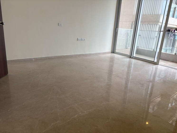 Room, l-t-crescent-bay-t2 4 Bedroom 2780 Sq.Ft. Apartment In Parel Mumbai 9159946