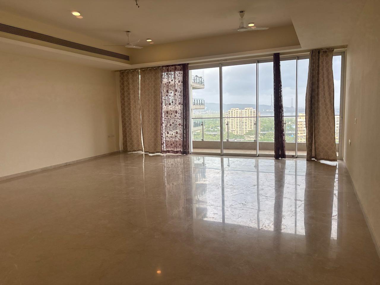 4 BHK + Servant Room Apartment For Rent in L&T Crescent Bay T2