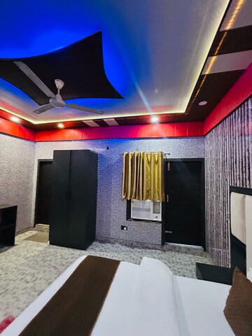 Team Area in 6+ BHK Independent House at Gomti Nagar – for Rent
