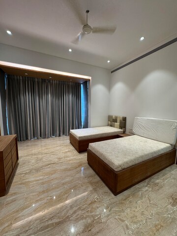 Staircase in 5 BHK Apartment at Kalpataru Horizon, Worli – for Rent