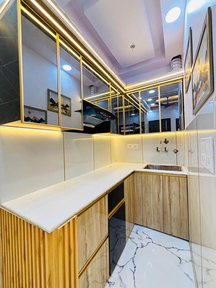 Kitchen, uttam nagar 2 Bedroom 650 Sq.Ft. Builder Floor In Uttam Nagar Delhi 9160010