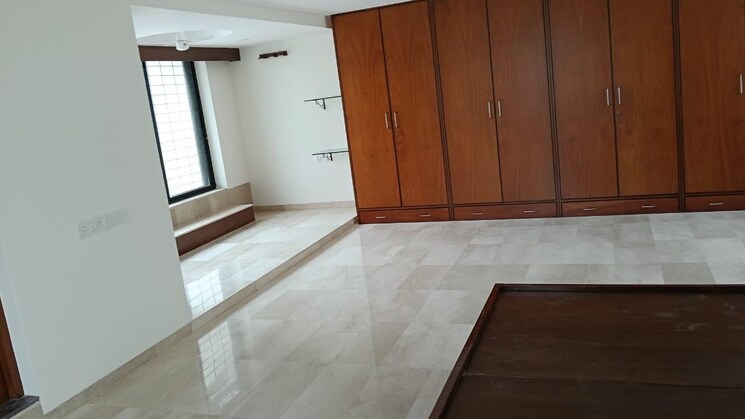 Room, prabhadevi-chs 5 Bedroom 2670 Sq.Ft. Apartment In Prabhadevi Mumbai 9160009