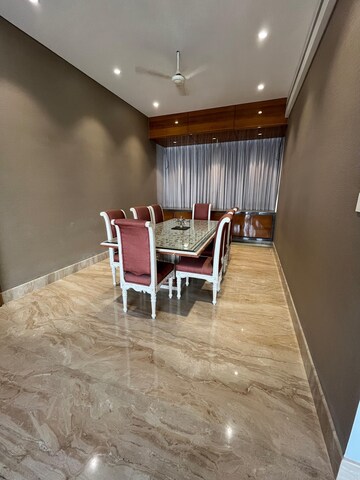 Staircase in 5 BHK Apartment at Kalpataru Horizon, Worli – for Rent