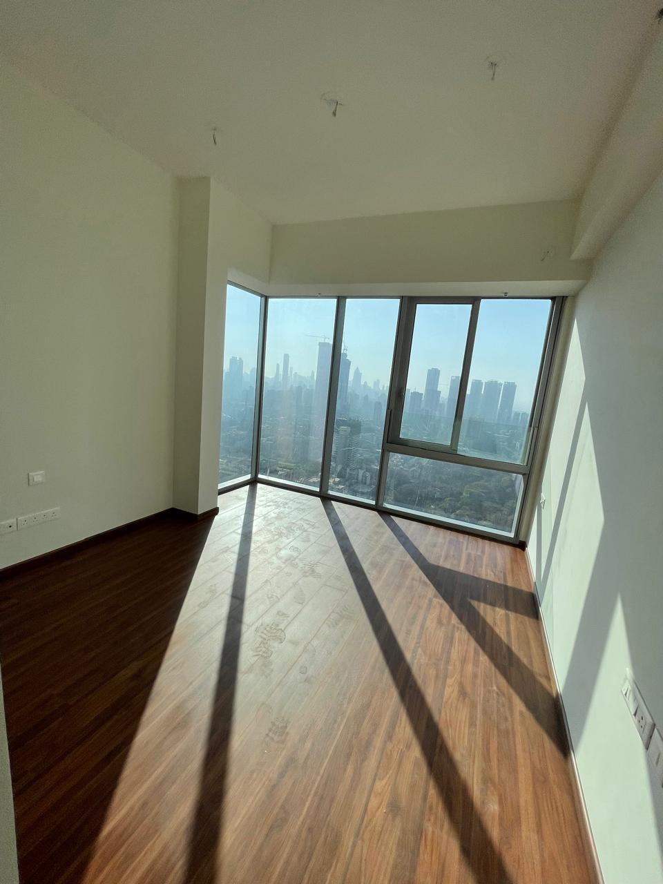 5 BHK + Servant Room Apartment For Rent in Piramal Aranya Arav