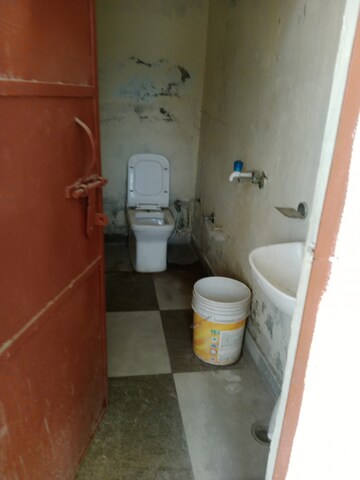 Bathroom in 2 BHK Builder Floor at Sector 24 – for Rent