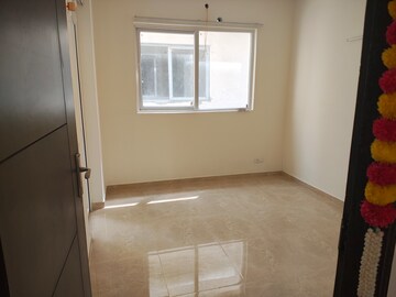 Room in 3 BHK Apartment at Signature Global Park, Sohna Sector 36 – for Rent