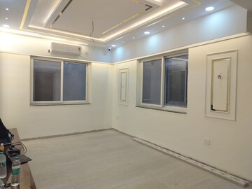 Building Lobby in 4 BHK Villa at Gandipet – for Rent