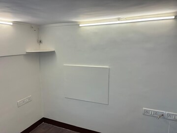 Room in  Office Space at Civic Centre, Dadar East – for Rent