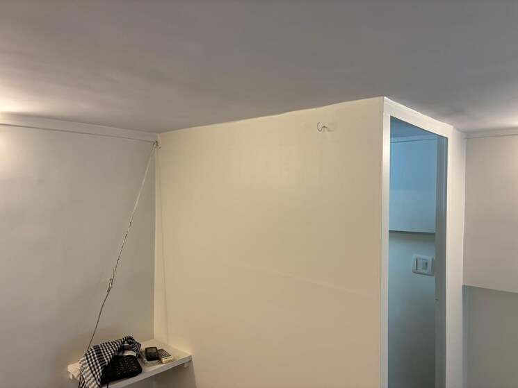 undefined, civic-centre Commercial Office Space 750 Sq.Ft. In Dadar East Mumbai 9160073