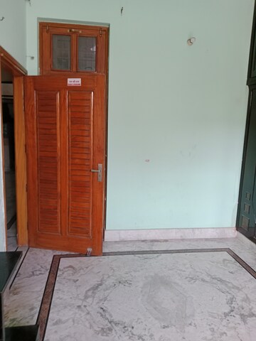 2 BHK Builder Floor For Rent in Sector 18