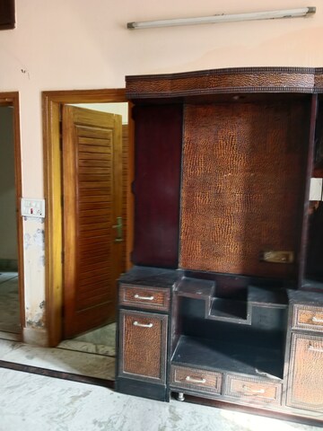 Furnished Amenities in 2 BHK Builder Floor at Sector 18 – for Rent