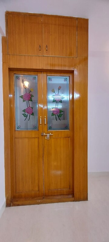 Furnished Amenities in 3 BHK Builder Floor at Manish Priyamvada Apartments, Btm Layout – for Rent