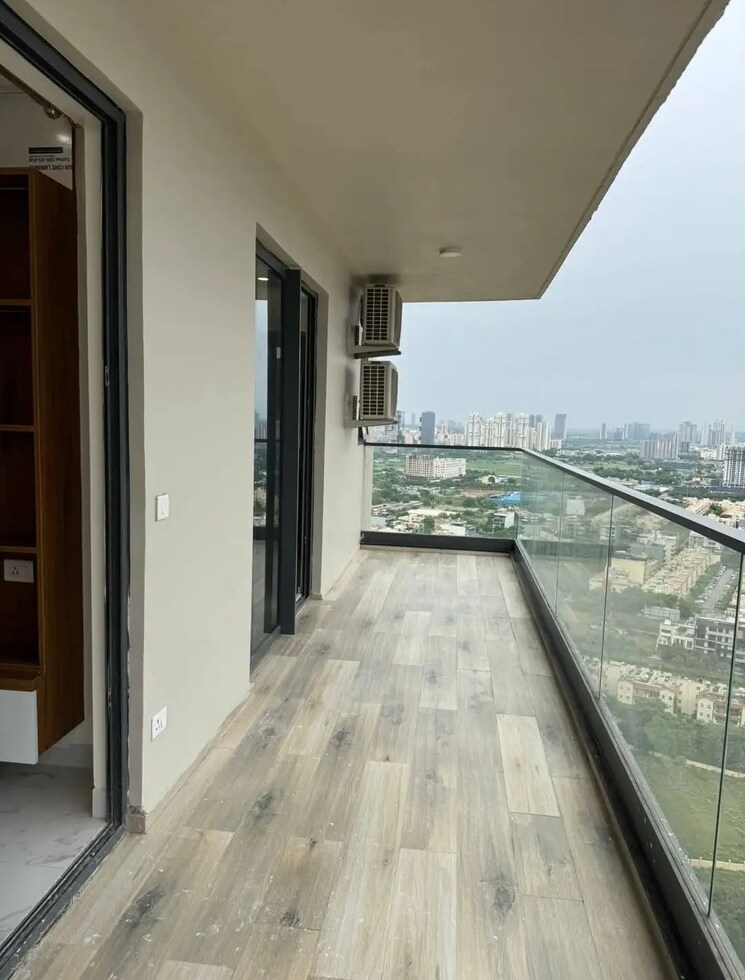 Balcony, m3m-heights 3 Bedroom 1828 Sq.Ft. Apartment In Sector 65 Gurgaon 9160099
