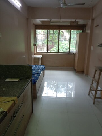Master Bedroom in 1 BHK Apartment at Prabhat Apartment Prabhadevi, Prabhadevi – for Rent