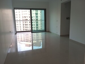 Room in 2 BHK Apartment at Kalpataru Immensa, Kolshet Road – for Sale